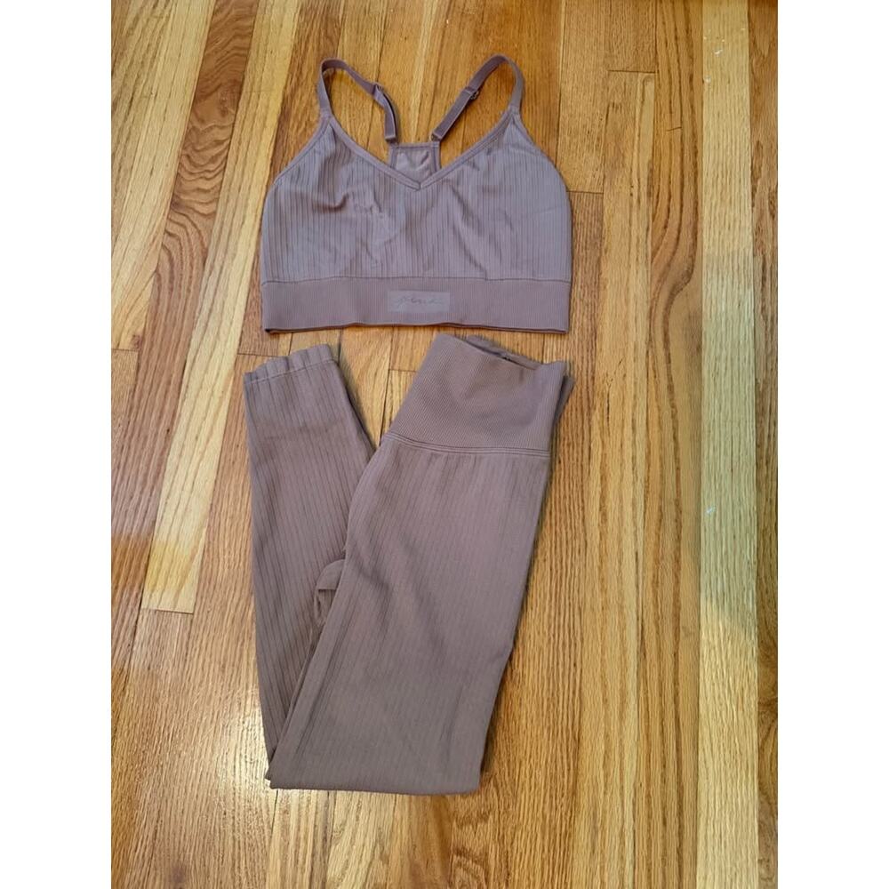 Mauve VS PINK athletic crop gym get